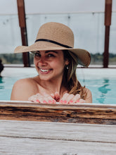 Load image into Gallery viewer, Hat Emelie (adult)
