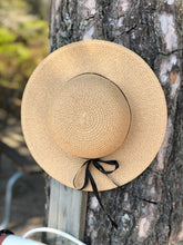 Load image into Gallery viewer, Hat Emelie (adult)
